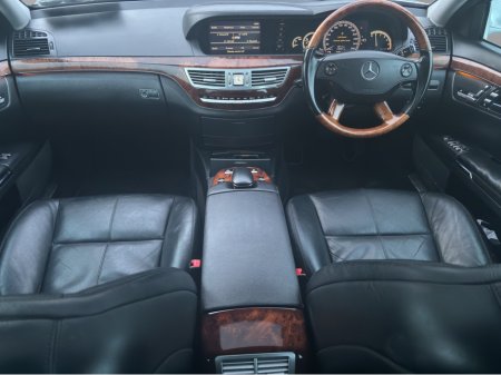 2008 Mercedes-Benz S Class Mercedes-Benz S-Class 2008 (S21) €8,995 thumbnail