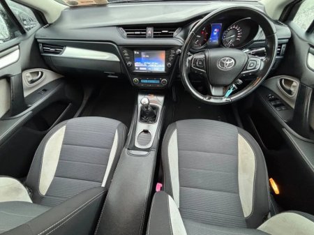 2017 Toyota Avensis 1.6 D-4D Luna Navi Saloon €10,500 thumbnail