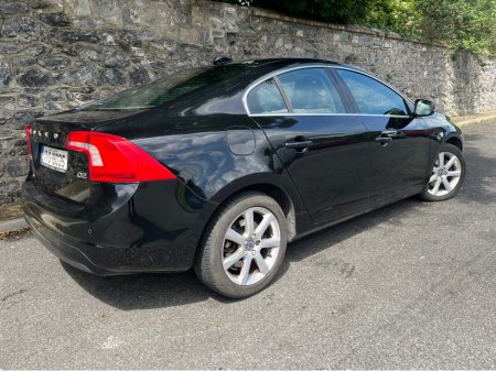 2017 Volvo S60 D2 SE 4DR €13,950 thumbnail