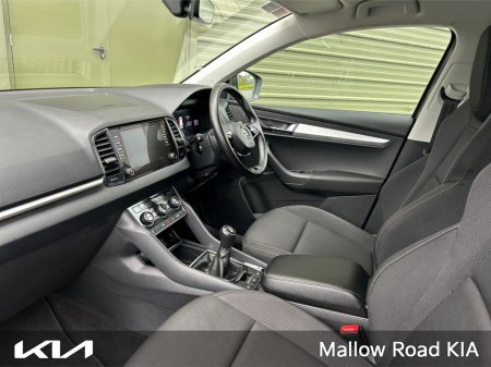 2023 Skoda Karoq AMBITION 2.0 TDI 115HP 5 5DR €29,950 thumbnail