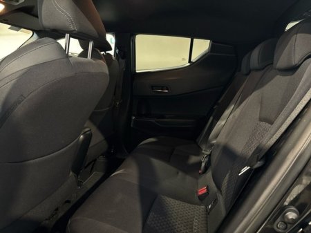 2023 Toyota C-HR HYBRID SPORT 4DR AUTO €30,450 thumbnail