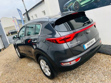 2017 Kia Sportage 1.7 PLATINUM €10,950 thumbnail