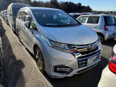 2020 Honda Odyssey ABSOLUTE 7 SEATER AUTOMATIC 2.0 PETROL HYBRID //LOW MILES//HALF LEATHER HEATED SEATS//REVERSE CAMERA//KEYLESS ENTRY//ADAPTIVE CRUISE CONTROL//