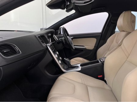 2016 Volvo S60 - thumbnail 22