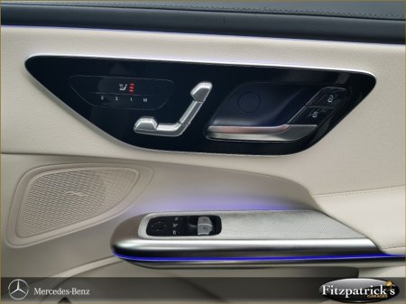 2025 Mercedes-Benz CLE CLE 220 D AMG Line Plus €71,950 thumbnail