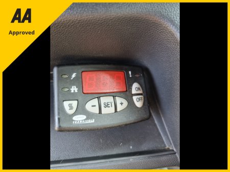 2020 Nissan NV400 - thumbnail 16