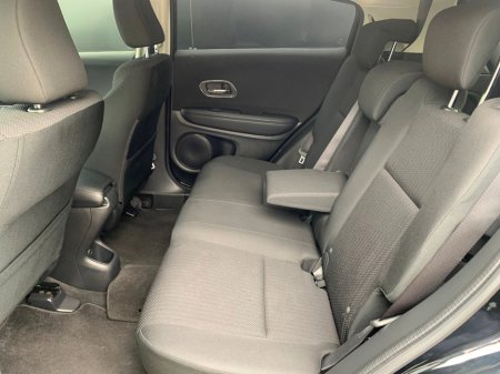 2014 Honda Vezel 1.5 HYBRID 5DR // 09/26 NCT AND €180 ROAD TAX // AIR CON, REVERSE CAMERA AND BLUETOOTH // €10,950 thumbnail