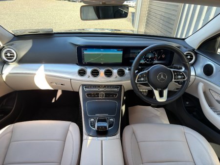 2019 Mercedes-Benz E Class - thumbnail 7