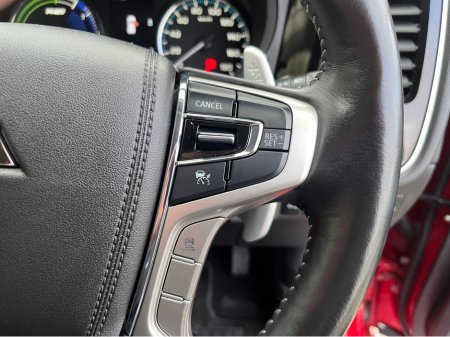 2019 Mitsubishi Outlander G 4WD AUTOMATIC 2.4 PETROL PLUG IN HYBRID //HIGH SPEC//HALF LEATHER SEATS//HEATED SEATS AND STEERING WHEEL//REVERSE CAMERA//KEYLESS ENTRY// €22,950 thumbnail