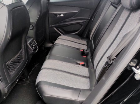 2019 Peugeot 3008 - thumbnail 23