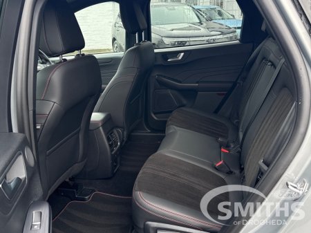 2024 Ford Kuga ST-LINE X 2.5 PHEV 225PS €36,950 thumbnail