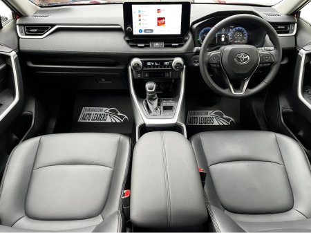 2025 Toyota Rav4 2.5 HYBRID SOL AUTO 218 BHP LEATHER €43,995 thumbnail