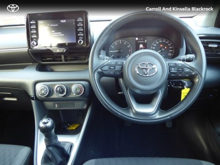 2023 Toyota Yaris 1.0 Luna Manual €20,450 thumbnail