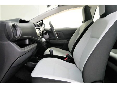 2016 Toyota Aqua 1.5 VVT-i HYBRID *BI-TONE INTERIOR*ANDROID CAR PLAYER* €9,890 thumbnail