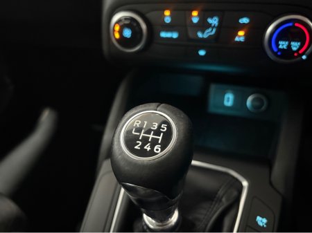 2019 Ford Focus 1.5 TDCI ZETEC 120 Bhp €15,950 thumbnail