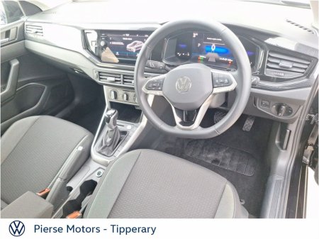 2025 Volkswagen Taigo - view 2