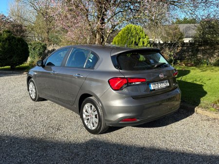 2017 Fiat Tipo - thumbnail 6