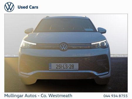 2025 Volkswagen Tiguan 2.0 TDI 150HP R-LINE (Fully Loaded) €59,950 thumbnail