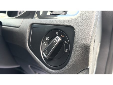 2017 Volkswagen Golf - thumbnail 13