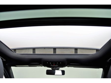 2018 Mercedes-Benz E Class - thumbnail 26