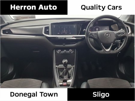 2022 Opel Grandland X SRi 1.2 130 €25,900 thumbnail