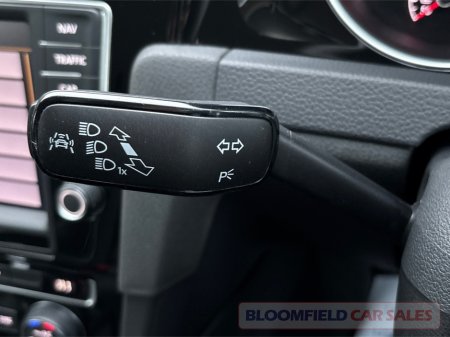 2016 Volkswagen Golf 1.4 HIGHLINE , AUTO // IMMACULATE €14,950 thumbnail