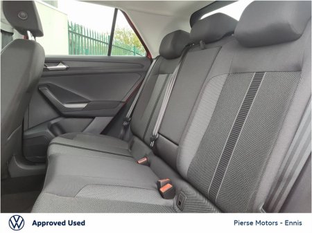 2025 Volkswagen T-Roc - thumbnail 8