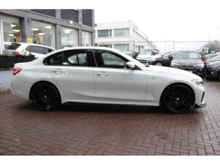 2019 BMW 3 Series 2.0D X-DRIVE M-SPORT PRO PLUS 4DR SALOON AUTO // 1 OWNER WITH ONLY 91,000 KM'S // BUY WITH CONFIDENCE AA AND SIMI APPROVED DEALER 2026 // FINANCE ARRANGED // ALL TRADE INS WELCOME // €33,950 thumbnail