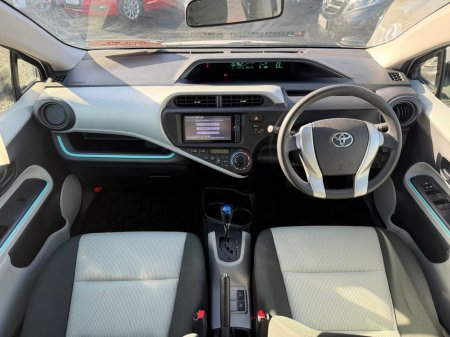 2012 Toyota Aqua  €7,950 thumbnail