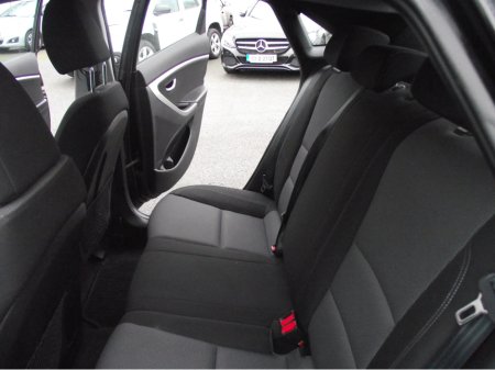 2013 Hyundai i30 1.6CRDI DELUXE 5DR €5,500 thumbnail