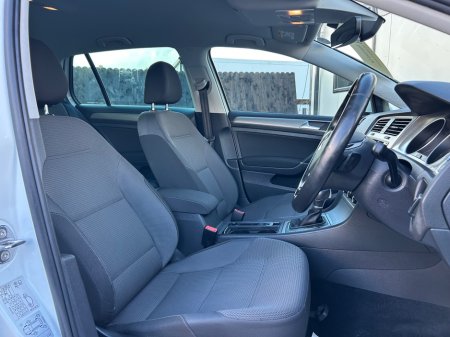 2016 Volkswagen Golf - thumbnail 6