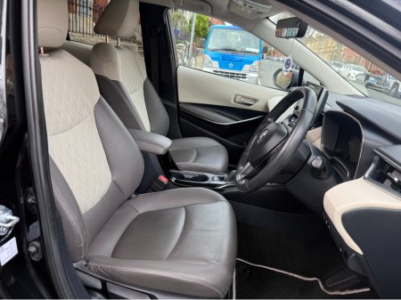 2021 Toyota Corolla - thumbnail 13