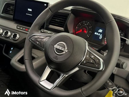 2026 Nissan Interstar DEMO 150 SV Premium Auto thumbnail