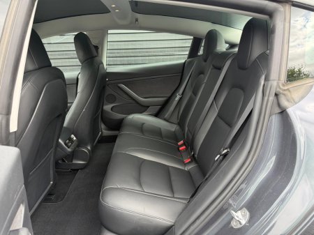 2022 Tesla Model 3 - thumbnail 8