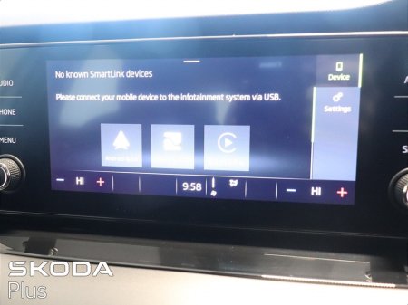 2023 Skoda Octavia - thumbnail 17