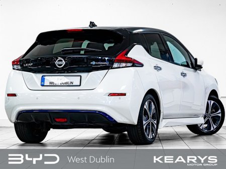 2022 Nissan Leaf - thumbnail 8