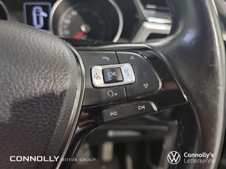 2018 Volkswagen Touran 1.6 TDI 115HP Comfortline €18,950 thumbnail