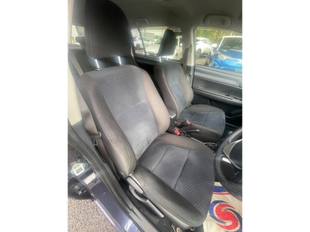 2013 Toyota Corolla FIELDER DBA-NZE161G 5DR AUTO €6,450 thumbnail