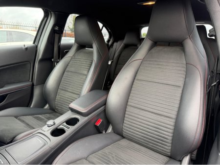 2016 Mercedes-Benz A Class (162) A180 1.6 PETROL AMG AUTO thumbnail