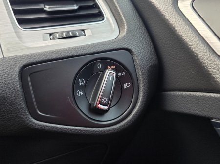 2016 Volkswagen Golf - thumbnail 19