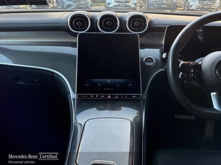 2024 Mercedes-Benz GLC Class GLC 300 e 4MATIC AMG Line PREMIUM €61,900 thumbnail