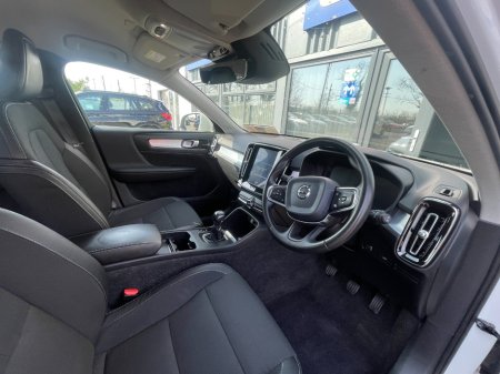 2020 Volvo XC40 - thumbnail 8