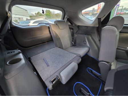 2013 Toyota Prius Alpha (7 Seater) - SELF CHARGING HYBRID -ALLOYS - REVERSE CAMERA -SIMI DEALER - LOW ROAD TAX BAND €13,450 thumbnail