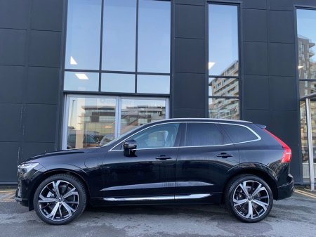 2025 Volvo XC60 T8 Ultra Recharge AWD Auto (PHEV) €67,900 thumbnail