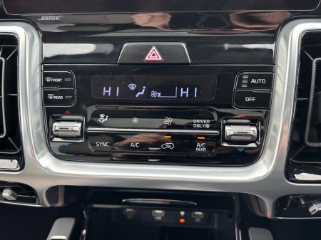 2022 Kia Sorento - thumbnail 17