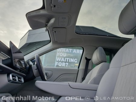 2026 Leapmotor B10 B10 Design €32,500 thumbnail