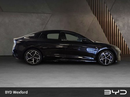 2024 BYD Seal 82.5kWh Excellence 4WD €41,475 thumbnail