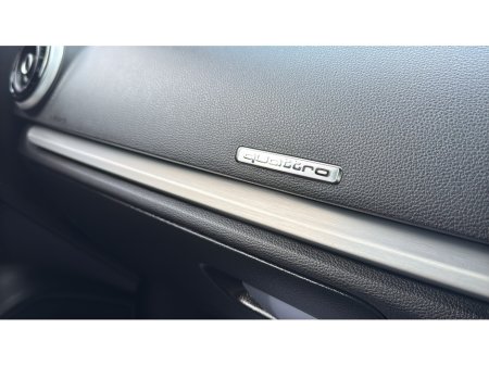 2016 Audi S3 - thumbnail 32