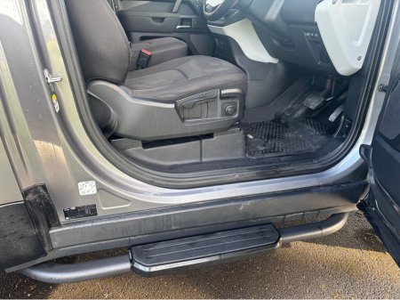 2021 Land Rover Defender HARD TOP D MHEV 3 Seater Commerical €47995 + VAT €58,995 thumbnail