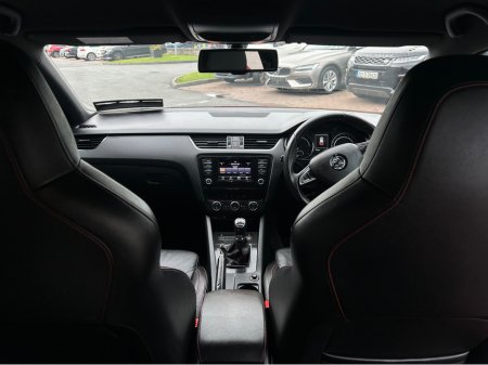 2015 Skoda Octavia - thumbnail 20